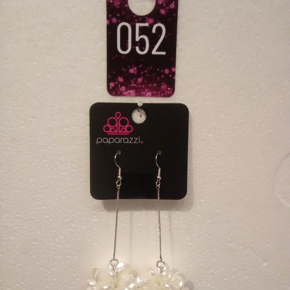 Jewelry - Picture 12 of 16